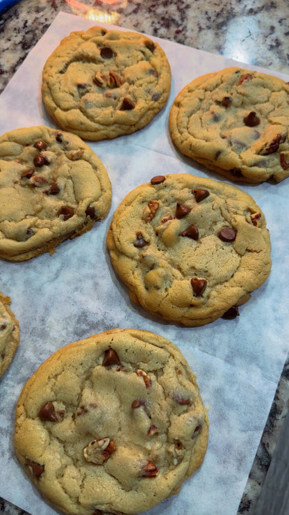 🤎 Dozen Brown Butter Chocolate Chip Pecan Cookie 🍪🍫